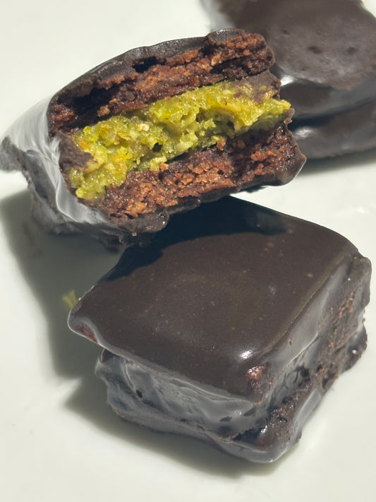 DUBAI CHOCOLATE TASTY TIMS- (TIM TAMS)