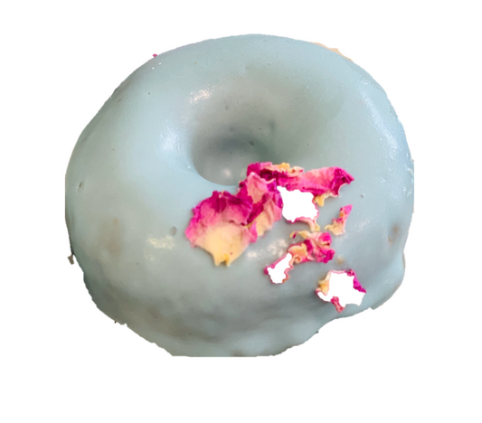 BANANA BLUE DONUTS