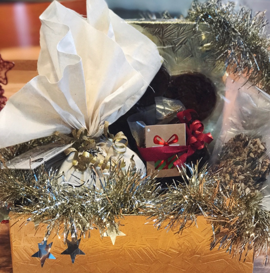 CHRISTMAS HAMPER